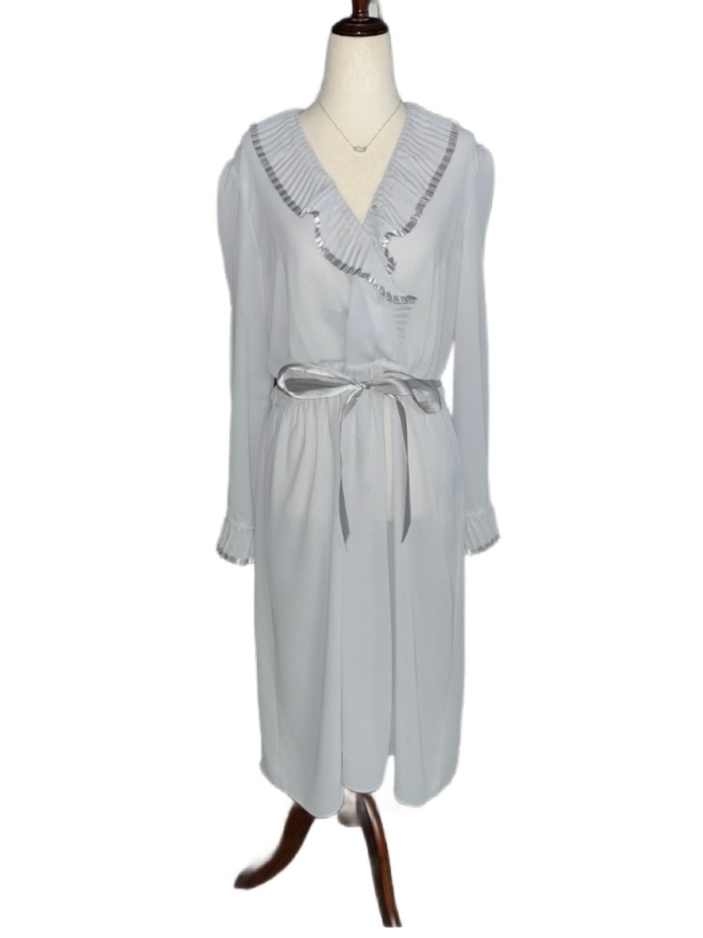 Lawrence Greer • Vintage • Women • Silver • Metallic Trim • Size 14 • Dress